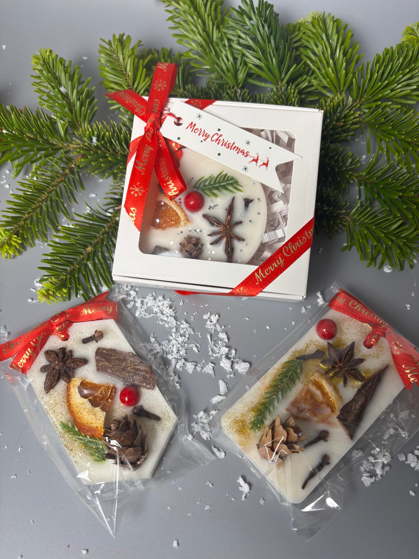 Christmas Scented Hanging Wax Decorations and Wax Melt