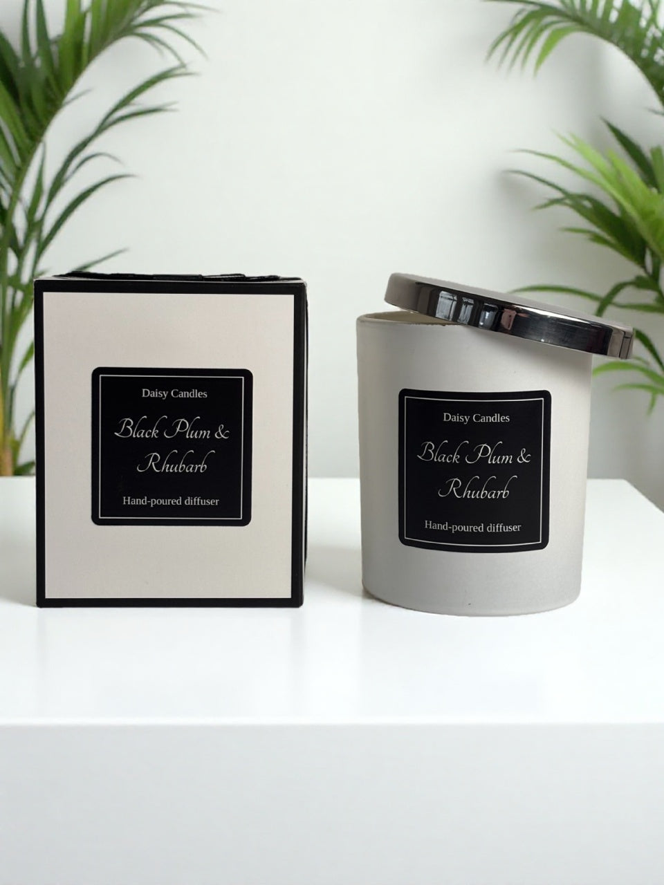 Black Plum & Rhubarb Luxury Soy Candle
