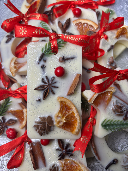 Christmas Scented Hanging Wax Decorations and Wax Melt