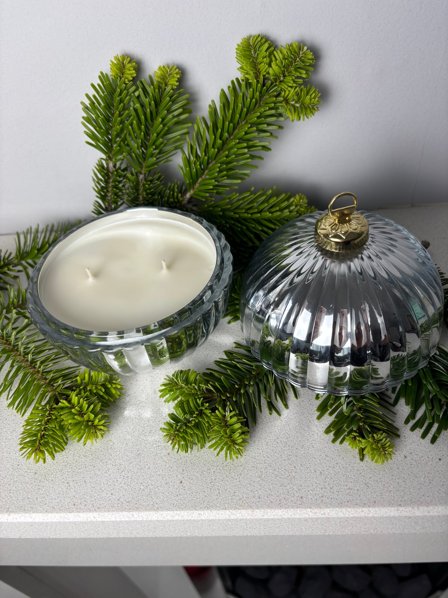 Christmas Glass Bauble Scented Candle – Limited Edition