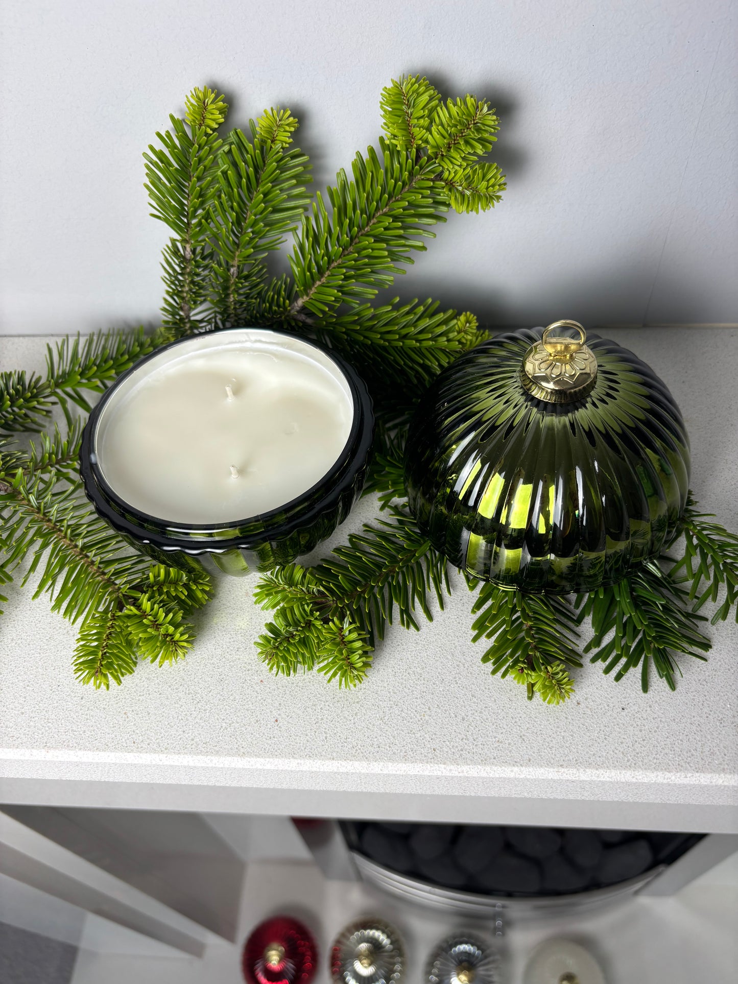 Christmas Glass Bauble Scented Candle – Limited Edition