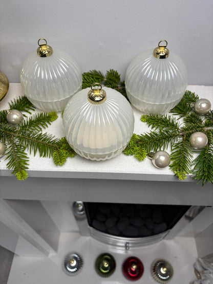 Christmas Glass Bauble Scented Candle – Limited Edition