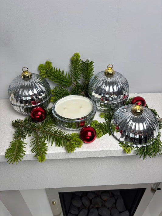 Christmas Glass Bauble Scented Candle – Limited Edition